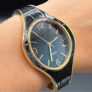 Vintage Avon Bold Cuff Black with Gold-Trimmed Wristwatch - Working